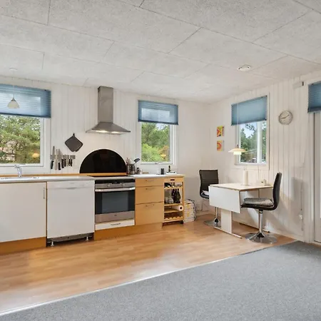 度假居 Stunning In With Kitchen 斯凯恩